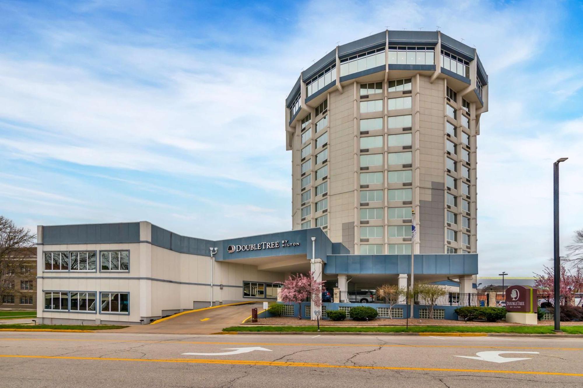 Doubletree By Hilton Jefferson City Dış mekan fotoğraf