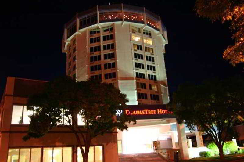 Doubletree By Hilton Jefferson City Dış mekan fotoğraf